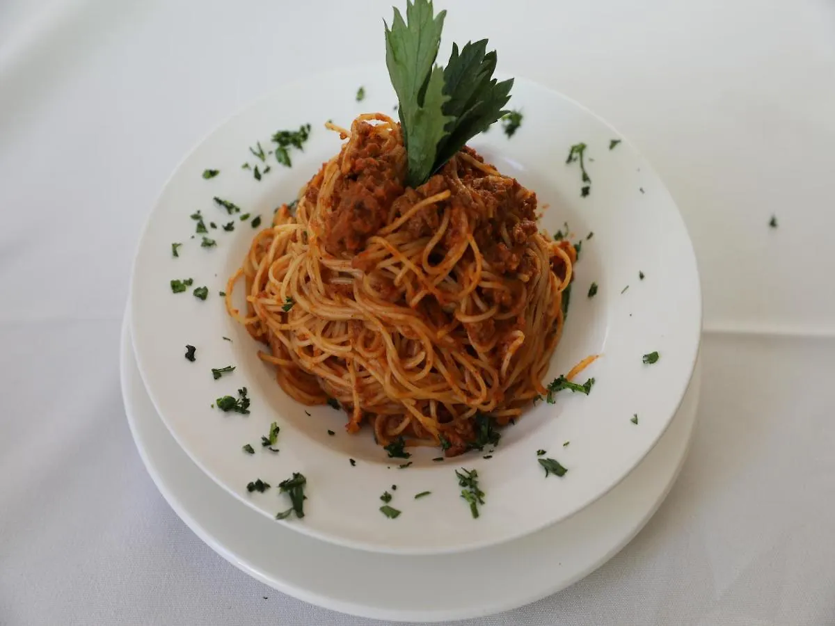 Kenenisa Plus International Hotel Addis Ababa